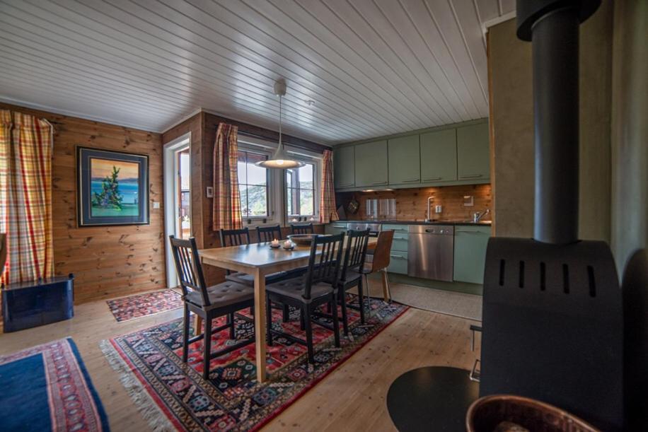 Four-Bedroom Cottage In Sirdal Tjorhom Εξωτερικό φωτογραφία